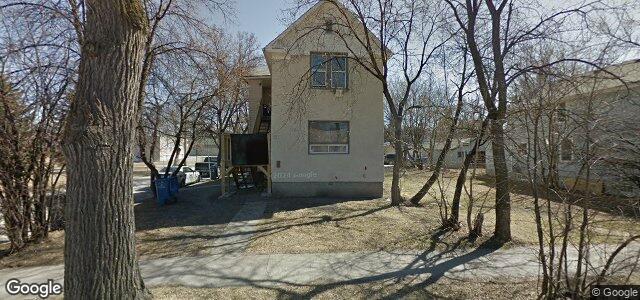 Larawan ng 82 Lorne Avenue sa Winnipeg, Manitoba