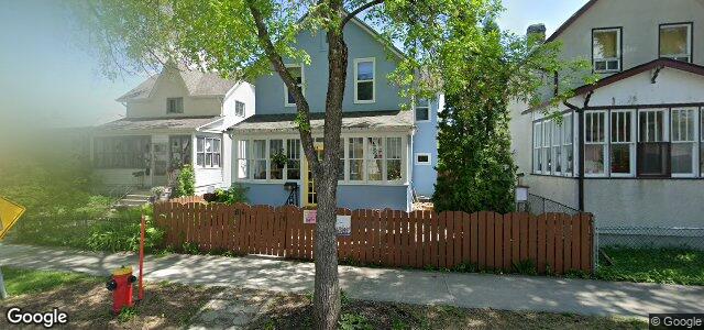 Larawan ng 84 Hallet Street sa Winnipeg, Manitoba