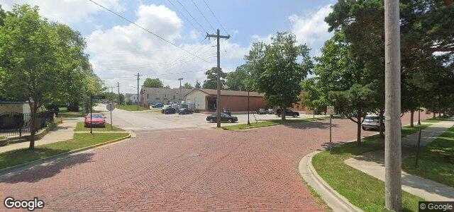 Larawan ng 168 Oak Street sa Winnipeg, Manitoba