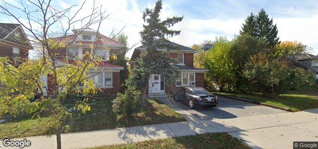 Larawan ng 200 Queenston Street sa Winnipeg, Manitoba