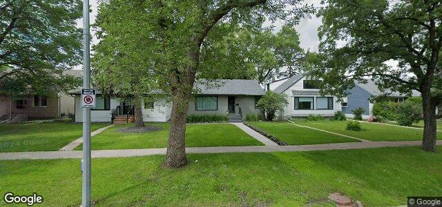 Larawan ng 205 Lindsay Street sa Winnipeg, Manitoba