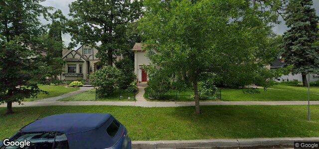 Larawan ng 215 Borebank Street sa Winnipeg, Manitoba