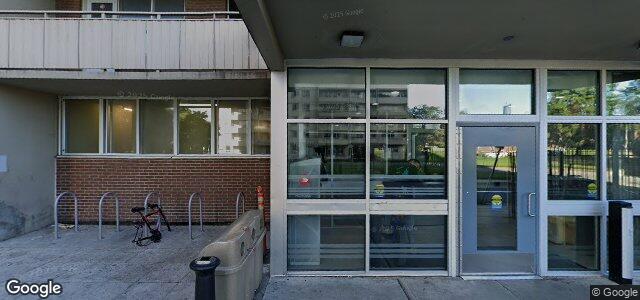 Larawan ng 220 Oak Street sa Winnipeg, Manitoba