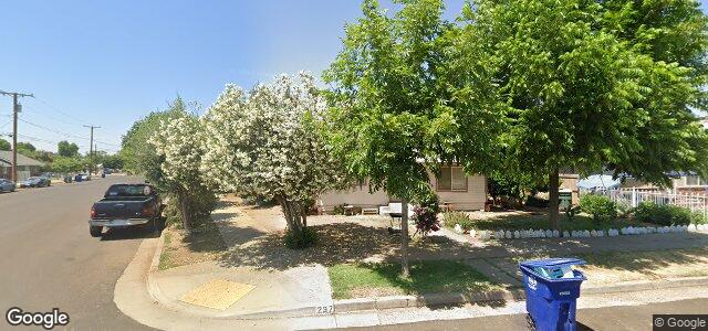 Larawan ng 237 Lindsay Street sa Winnipeg, Manitoba