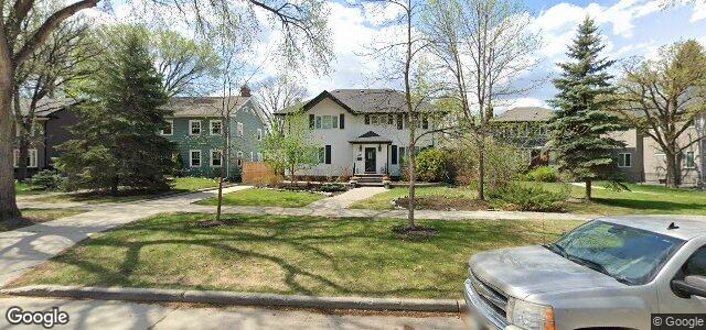 Larawan ng 241 Waverley Street sa Winnipeg, Manitoba