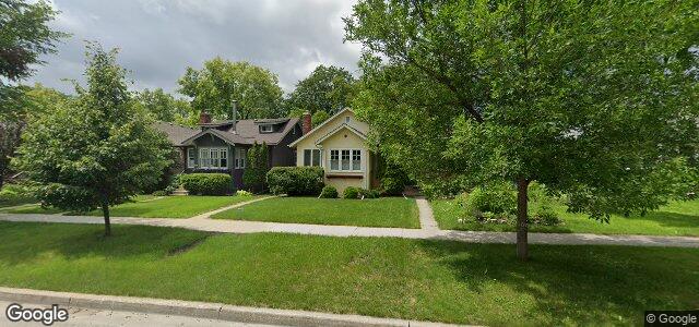 Photo of 243 Borebank Street in Winnipeg, Manitoba