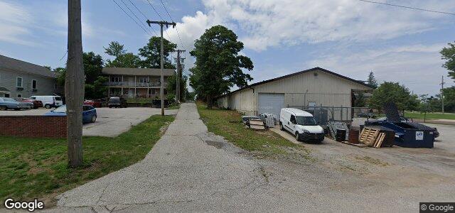 Larawan ng 243 Oak Street sa Winnipeg, Manitoba