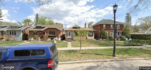 Larawan ng 250 Queenston Street sa Winnipeg, Manitoba