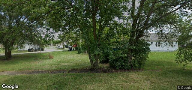 Larawan ng 256 Oak Street sa Winnipeg, Manitoba