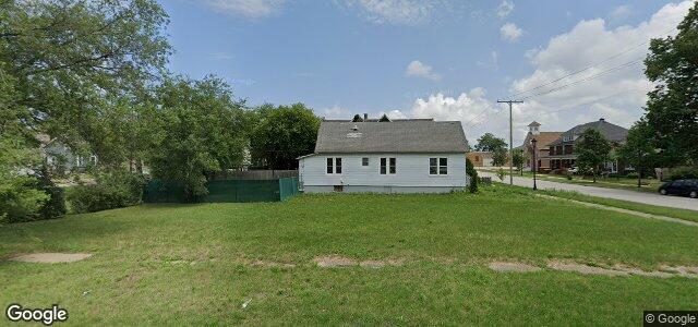 Larawan ng 272 Oak Street sa Winnipeg, Manitoba