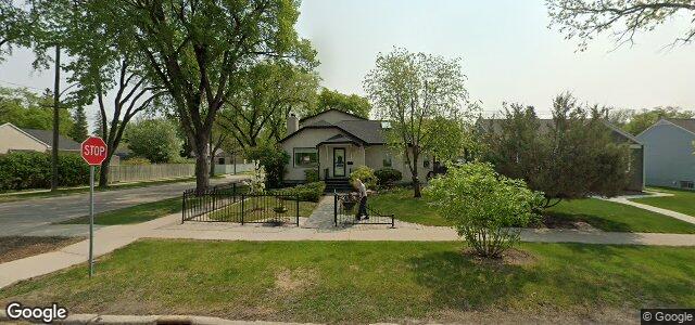 Larawan ng 290 Lindsay Street sa Winnipeg, Manitoba