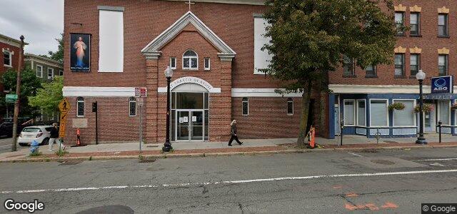 Larawan ng 325 Cambridge Street sa Winnipeg, Manitoba