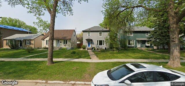 Larawan ng 325 Lindsay Street sa Winnipeg, Manitoba