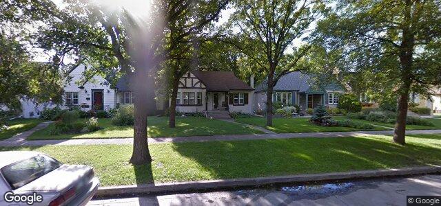 Larawan ng 327 Borebank Street sa Winnipeg, Manitoba