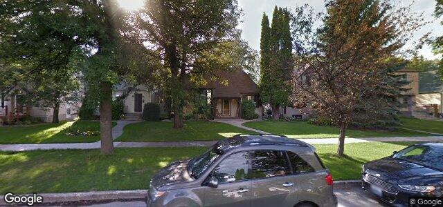 Larawan ng 369 Borebank Street sa Winnipeg, Manitoba