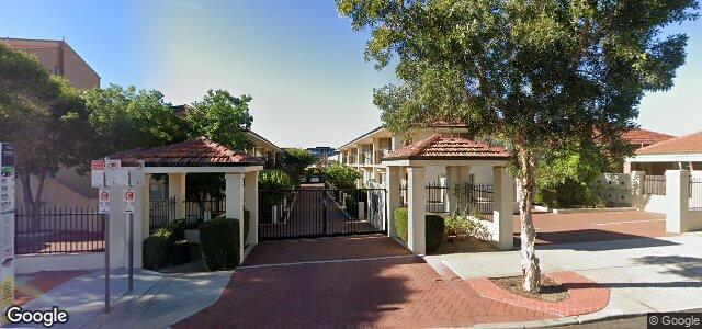 Larawan ng 375 Cambridge Street sa Winnipeg, Manitoba