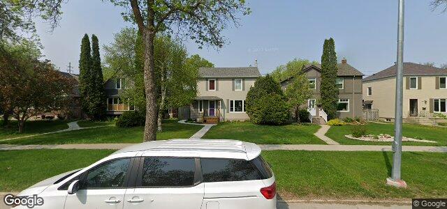 Larawan ng 383 Lindsay Street sa Winnipeg, Manitoba