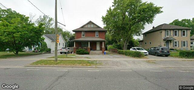 Larawan ng 411 Queenston Street sa Winnipeg, Manitoba