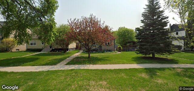 Larawan ng 426 Borebank Street sa Winnipeg, Manitoba