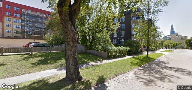 Larawan ng 140 Dumoulin Street sa Winnipeg, Manitoba