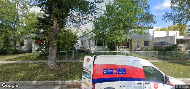 Larawan ng 251 Dumoulin Street sa Winnipeg, Manitoba