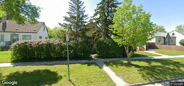 Larawan ng 256 La Verendrye Street sa Winnipeg, Manitoba