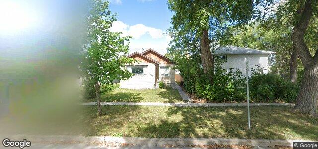 Photo of 287 Dumoulin Street in Winnipeg, Manitoba