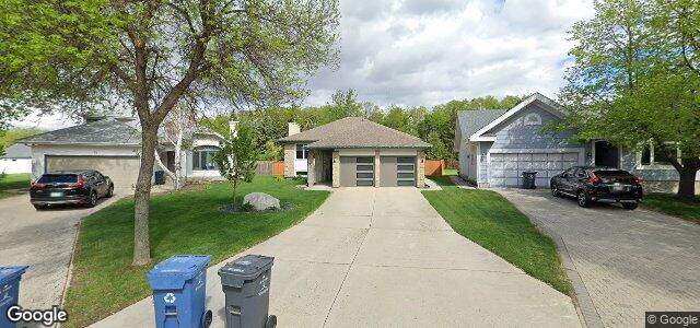 Larawan ng 31 Des Intrepides Promenade sa Winnipeg, Manitoba