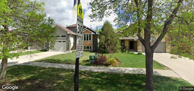 Larawan ng 317 Thibault Street sa Winnipeg, Manitoba