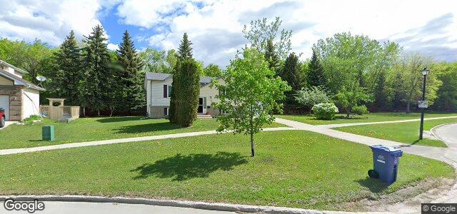 Larawan ng 337 Thibault Street sa Winnipeg, Manitoba