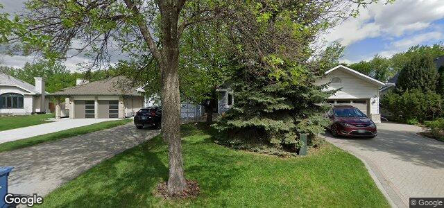 Larawan ng 35 Des Intrepides Promenade sa Winnipeg, Manitoba