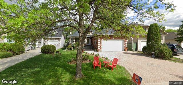 Larawan ng 47 Des Intrepides Promenade sa Winnipeg, Manitoba