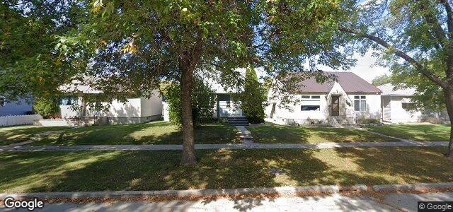 Larawan ng 499 Dumoulin Street sa Winnipeg, Manitoba