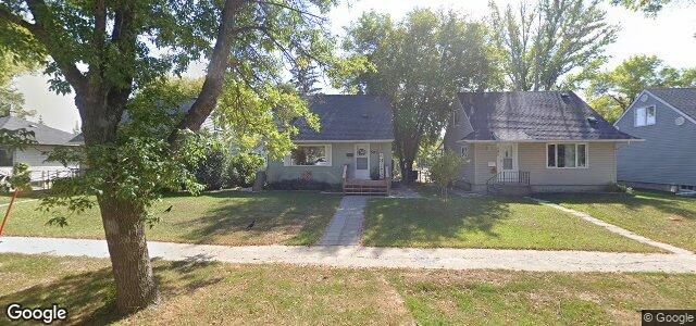 Larawan ng 500 Dumoulin Street sa Winnipeg, Manitoba