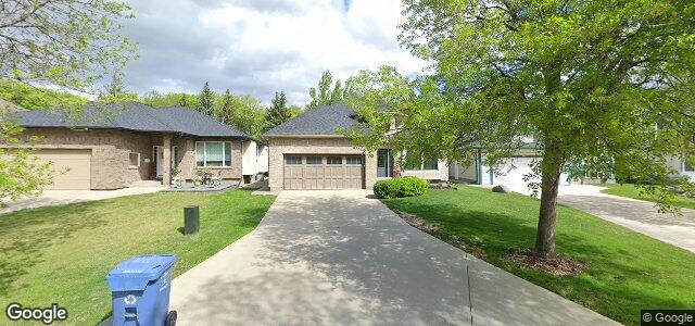 Larawan ng 63 Des Intrepides Promenade sa Winnipeg, Manitoba