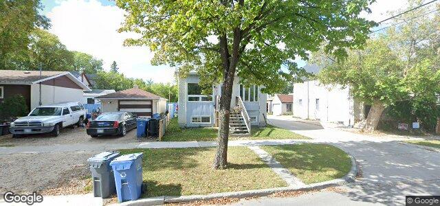 Larawan ng 725 St Jean Baptiste Street sa Winnipeg, Manitoba