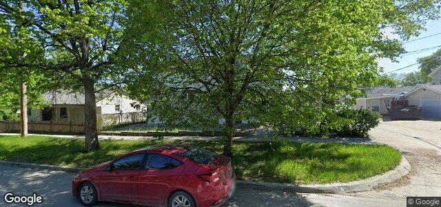 Larawan ng 730 St Jean Baptiste Street sa Winnipeg, Manitoba