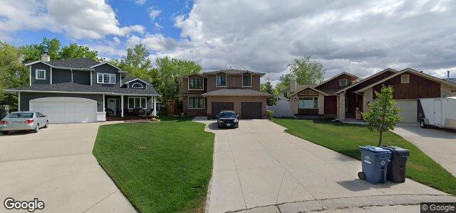 Larawan ng 75 Des Intrepides Promenade sa Winnipeg, Manitoba