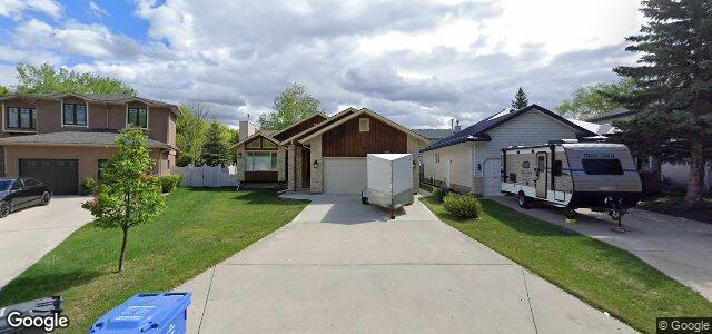 Larawan ng 79 Des Intrepides Promenade sa Winnipeg, Manitoba