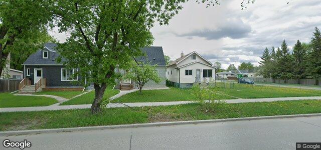 Larawan ng 1-100 Des Meurons Street sa Winnipeg, Manitoba