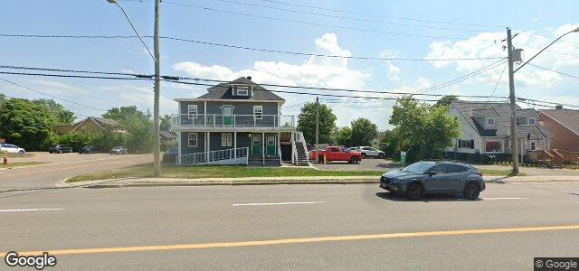 Larawan ng 100 Champlain Street sa Winnipeg, Manitoba