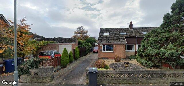 Larawan ng 105 Bristol Avenue sa Winnipeg, Manitoba