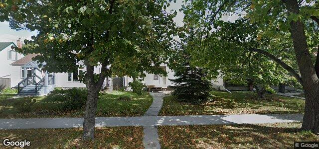Larawan ng 122 Des Meurons Street sa Winnipeg, Manitoba