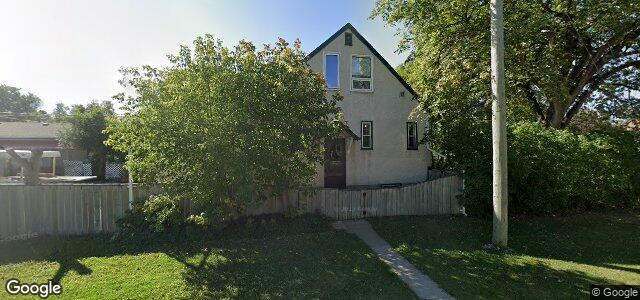 Larawan ng 130 Des Meurons Street sa Winnipeg, Manitoba