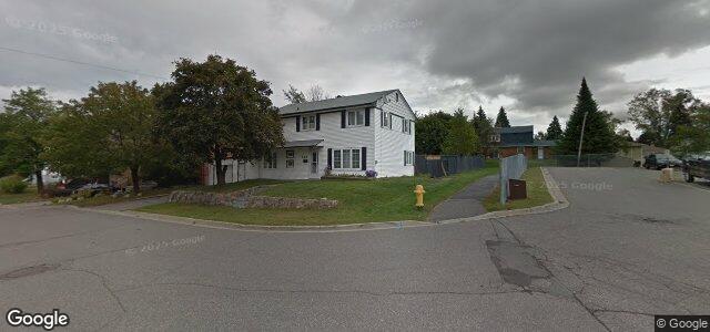 Larawan ng 144 Youville Street sa Winnipeg, Manitoba