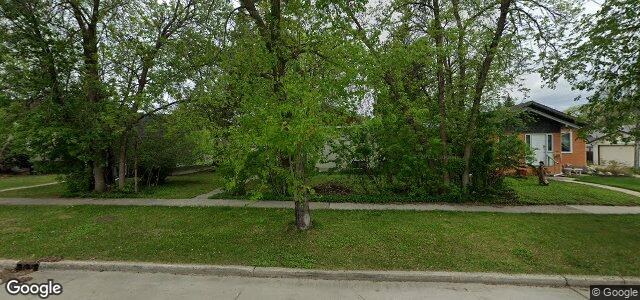 Larawan ng 155 Bristol Avenue sa Winnipeg, Manitoba