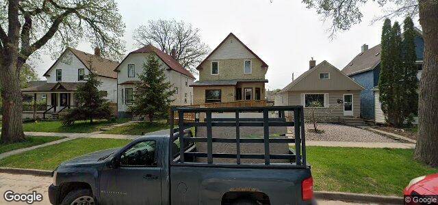 Larawan ng 172 Kitson Street sa Winnipeg, Manitoba