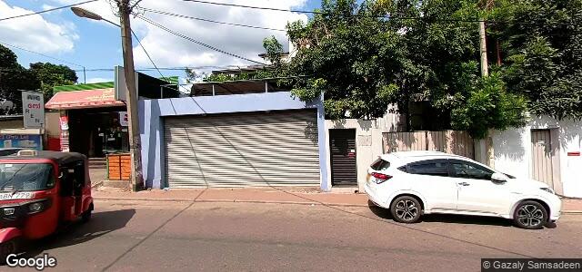 Larawan ng 207 Hill Street sa Winnipeg, Manitoba