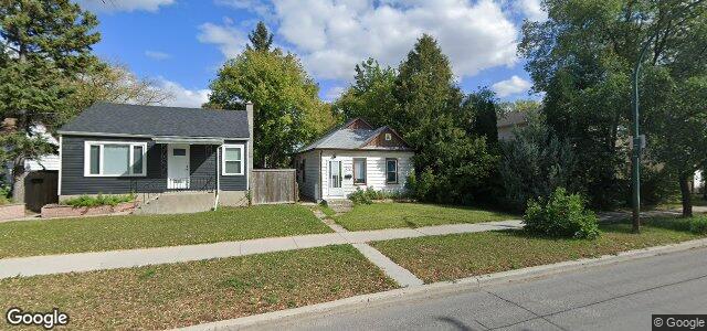 Larawan ng 214 Des Meurons Street sa Winnipeg, Manitoba