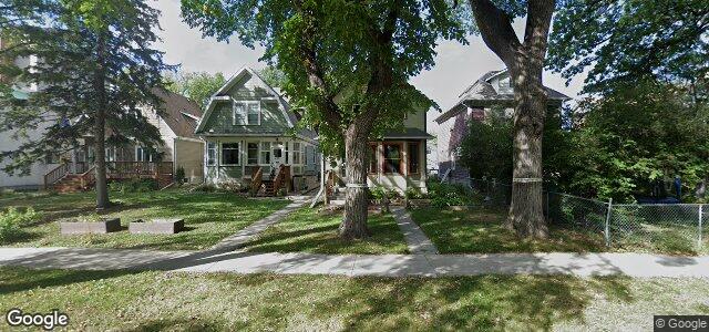 Larawan ng 221 Eugenie Street sa Winnipeg, Manitoba
